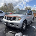 Used 2006 Nissan Pathfinder SE w/ (P01) Se Premium Pkg image 2