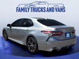 Used 2020 Toyota Camry SE image 3