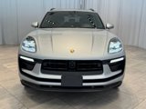 Certified 2024 Porsche Macan image 6