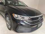 Used 2024 Volkswagen Jetta SE image 5
