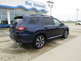 New 2025 Honda Pilot Touring image 5