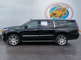 Used 2020 Cadillac Escalade ESV Luxury image 2