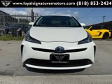 Used 2019 Toyota Prius XLE image 2