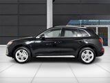 Used 2024 Audi Q5 e Premium Plus w/ Premium Plus Package image 4