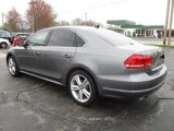 Used 2015 Volkswagen Passat TDI SEL Premium image 3