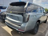 New 2025 Chevrolet Suburban High Country image 4