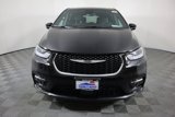 New 2025 Chrysler Pacifica Select image 3