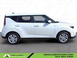 Used 2024 Kia Soul LX image 3