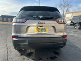 Used 2019 Jeep Cherokee Latitude w/ Popular Appearance Group image 4