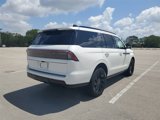New 2025 Lincoln Navigator Reserve image 3