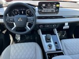 New 2025 Mitsubishi Outlander SEL image 6
