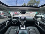 Used 2017 Toyota Land Cruiser image 3