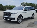 New 2025 Lincoln Navigator L Reserve image 3