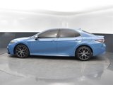 Used 2023 Toyota Camry SE image 2