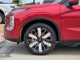 New 2025 Mitsubishi Outlander SE image 5