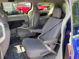 Used 2021 Chrysler Pacifica Touring image 4