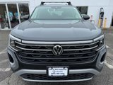 New 2025 Volkswagen Atlas Peak Edition SE image 3