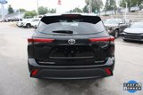 Used 2023 Toyota Highlander XLE image 5