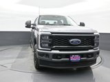 New 2025 Ford F350 4x4 Crew Cab Super Duty image 3
