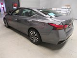 Used 2024 Nissan Altima 2.5 SV image 4
