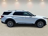 Used 2025 Ford Explorer Platinum image 4