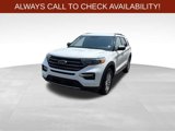 Used 2023 Ford Explorer XLT w/ Equipment Group 202A image 3