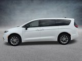 New 2026 Chrysler Pacifica Select image 3