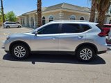 Used 2018 Nissan Rogue SV image 2