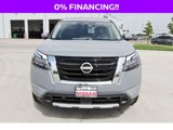New 2025 Nissan Pathfinder Platinum image 2