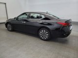 Used 2023 Nissan Altima 2.5 SV image 3