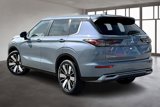 New 2025 Mitsubishi Outlander SE image 4