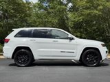 Used 2020 Jeep Grand Cherokee Altitude image 3