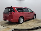 New 2025 Chrysler Pacifica Select image 5