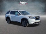 New 2025 Nissan Pathfinder SL w/ SL Premium Package image 3