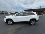 Used 2021 Jeep Cherokee Latitude Plus image 2