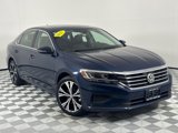 Used 2021 Volkswagen Passat 2.0T SE image 2