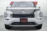 New 2025 Mitsubishi Outlander SE image 2