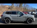 New 2025 Volkswagen Atlas Peak Edition SE image 2