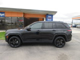 Used 2023 Jeep Grand Cherokee Limited w/ Luxury Tech Group II image 2