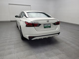 Used 2024 Nissan Altima 2.5 SV image 6