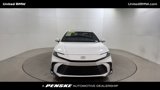 Used 2025 Toyota Camry SE image 3