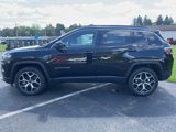 New 2025 Jeep Compass Limited image 4