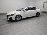 Used 2023 Nissan Altima 2.5 SV w/ SV Premium Package image 2