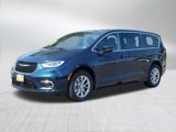 New 2025 Chrysler Pacifica Select image 3
