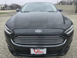Used 2015 Ford Fusion SE w/ Equipment Group 202A image 2