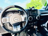 Used 2015 Jeep Wrangler Unlimited Rubicon image 2