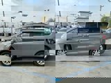 Used 2022 Chrysler Pacifica Touring-L image 6