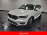 Used 2021 Volvo XC40 T5 Momentum image 4
