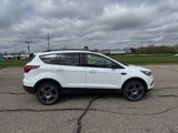 Used 2019 Ford Escape SEL image 3
