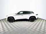 New 2025 BMW XM image 5